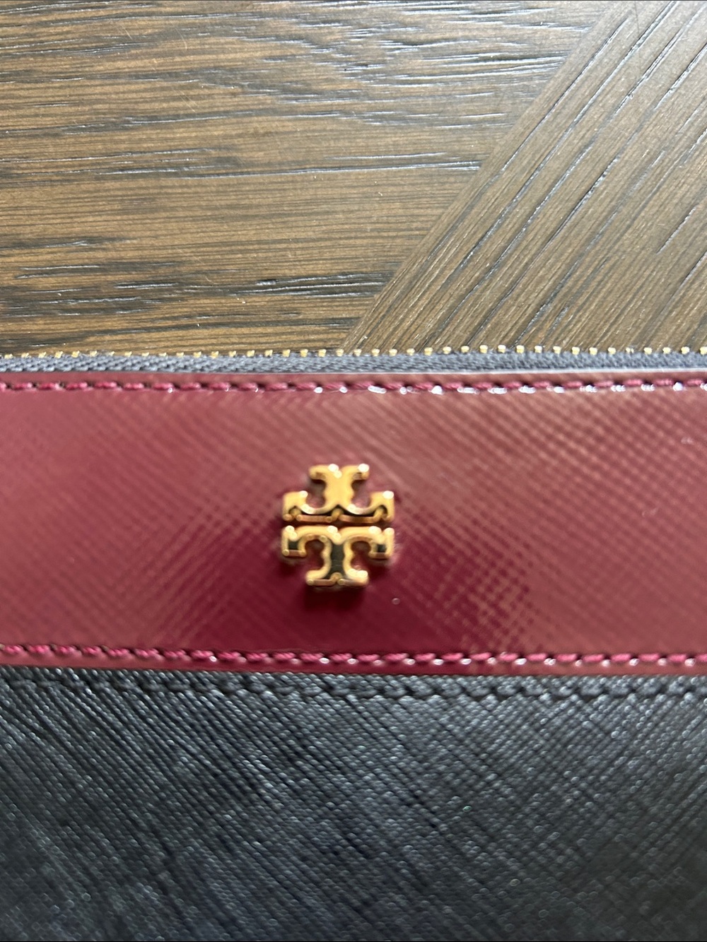 Tory Burch Emerson Mixed Material Continental Wristlet Clutch Wallet LIKE NEW - Picture 13 of 13